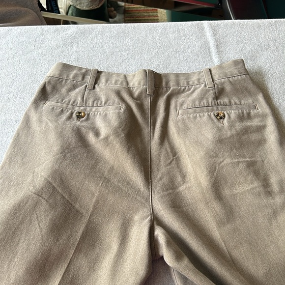 2 for 1 price: Cambridge Classics men’s pleated regular fit khakis. Size 32x32. - Picture 11 of 13